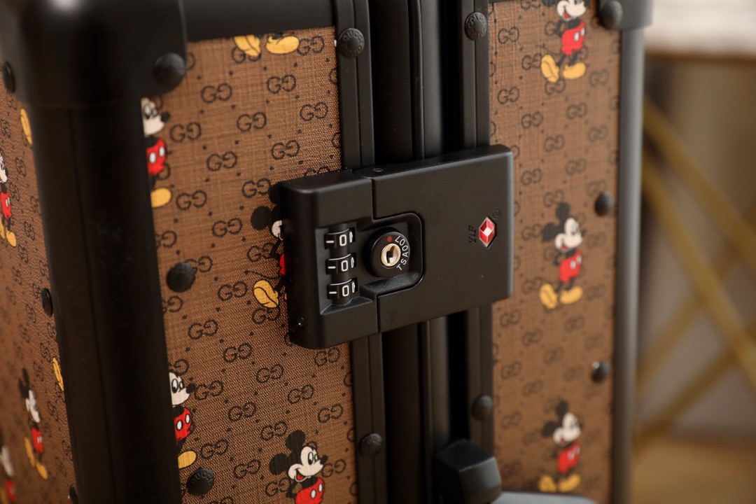 GUCCI Luggage/Trolley Case Classic Flower Aluminum Frame Size: 20 inches
