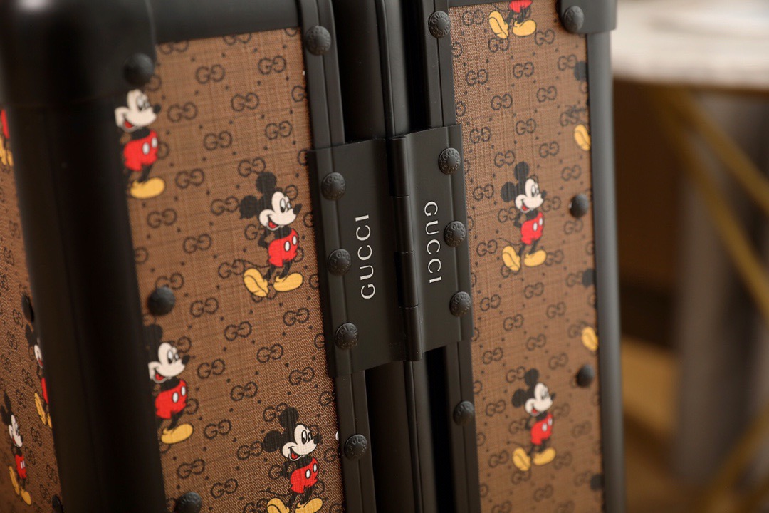 GUCCI Luggage/Trolley Case Classic Flower Aluminum Frame Size: 20 inches