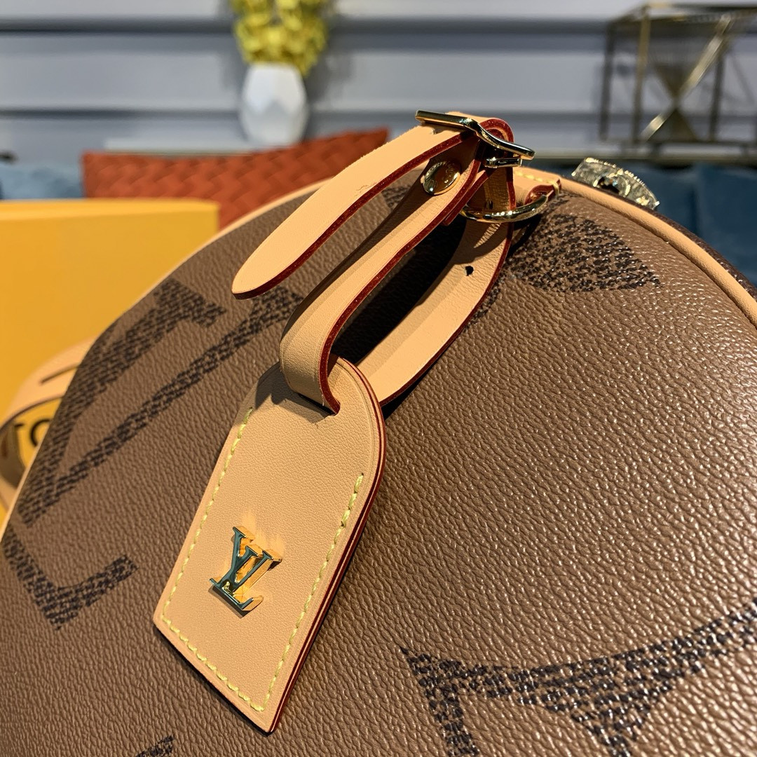 Lv Boite Chapeau