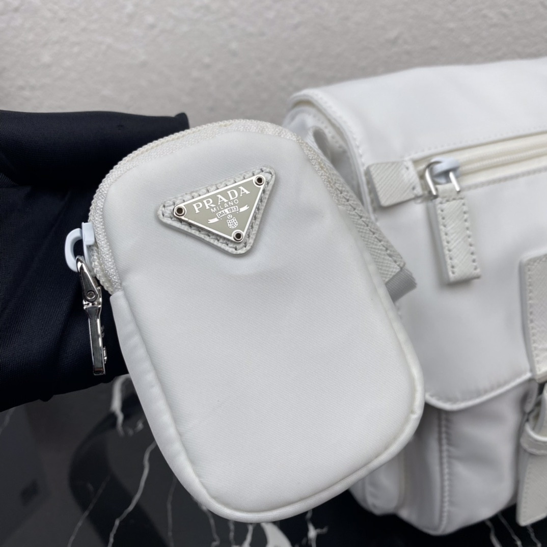 Prada Mailbag