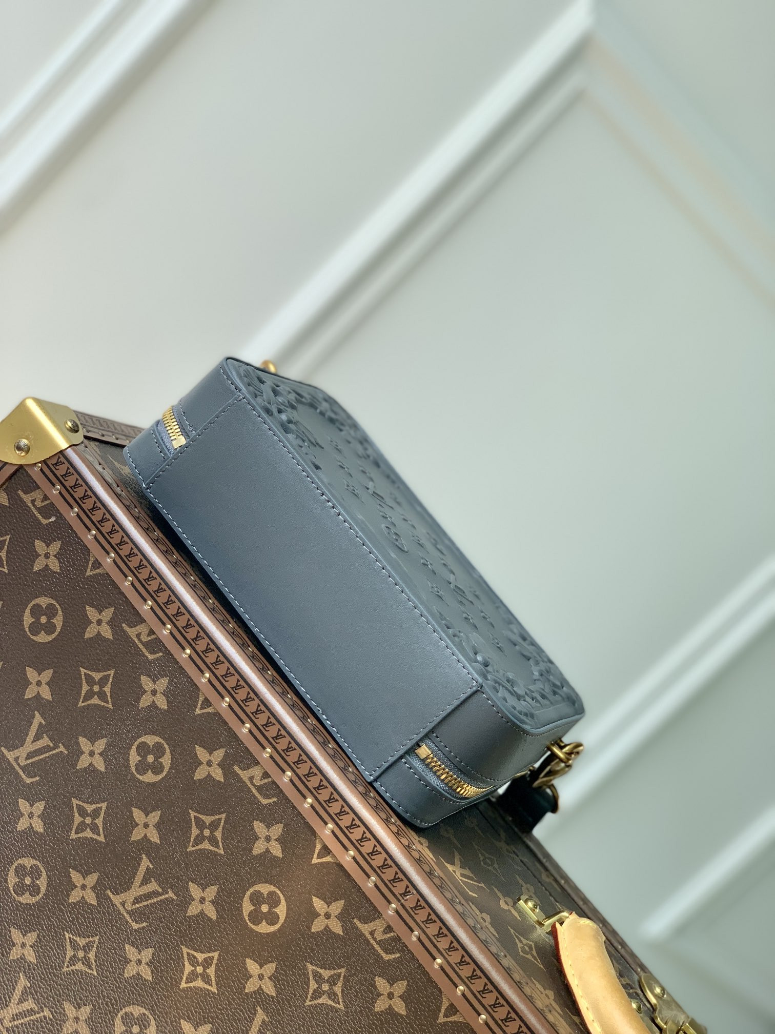 Lv Soft Trunk