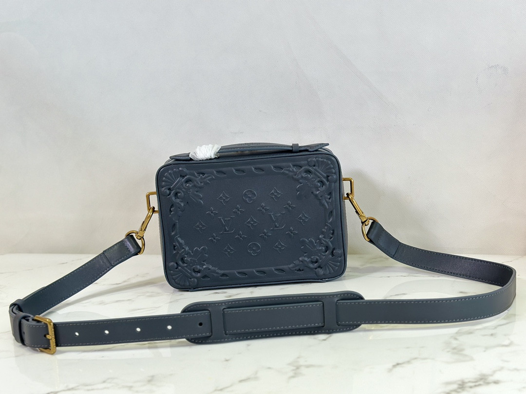 Lv Soft Trunk