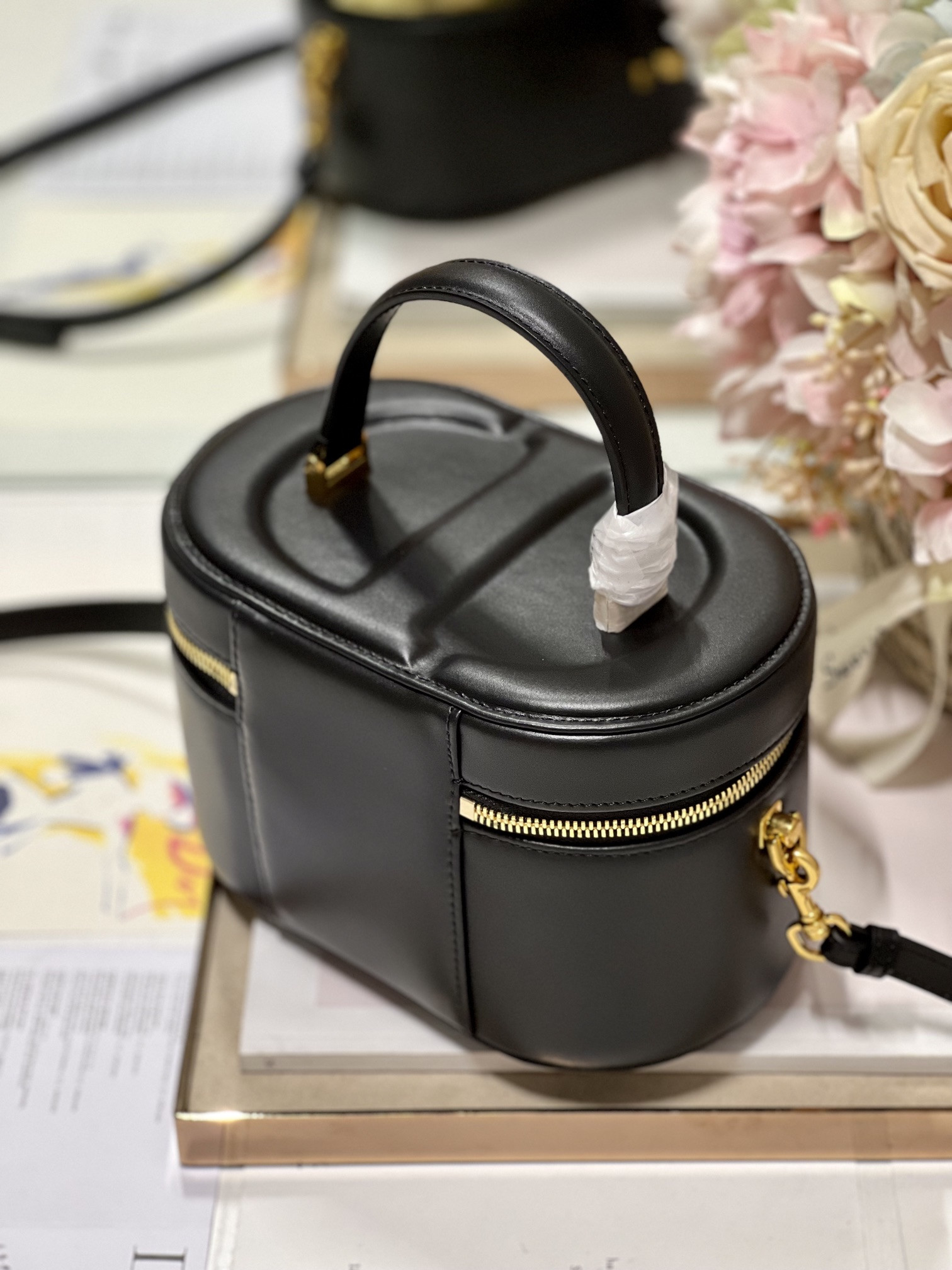 Medium Cd Signature Vanity Case