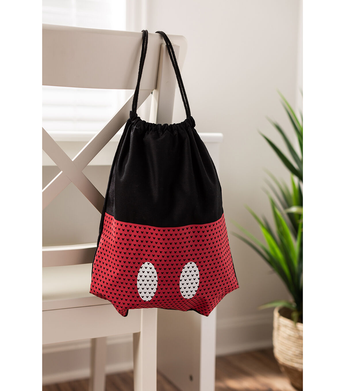 Cricut 12 x 24 Mickey Everyday Iron On Mesh Roll