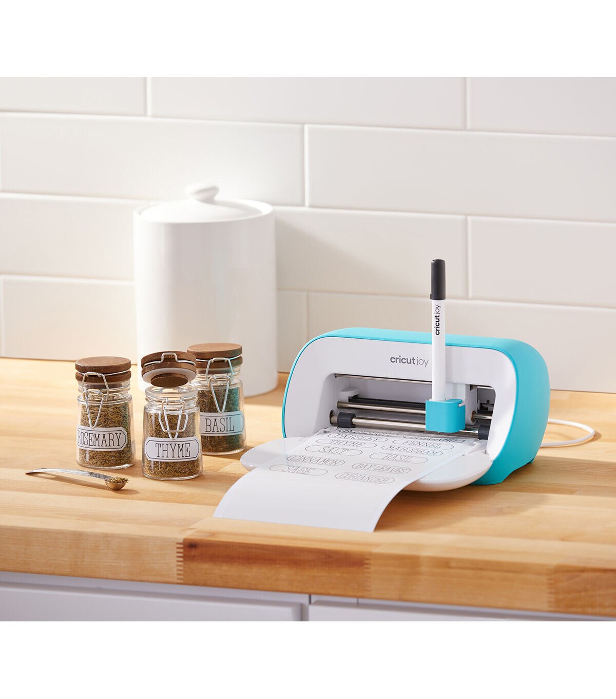 Cricut Joy 5.5 x 48 Smart Label Permanent Writable Vinyl Roll