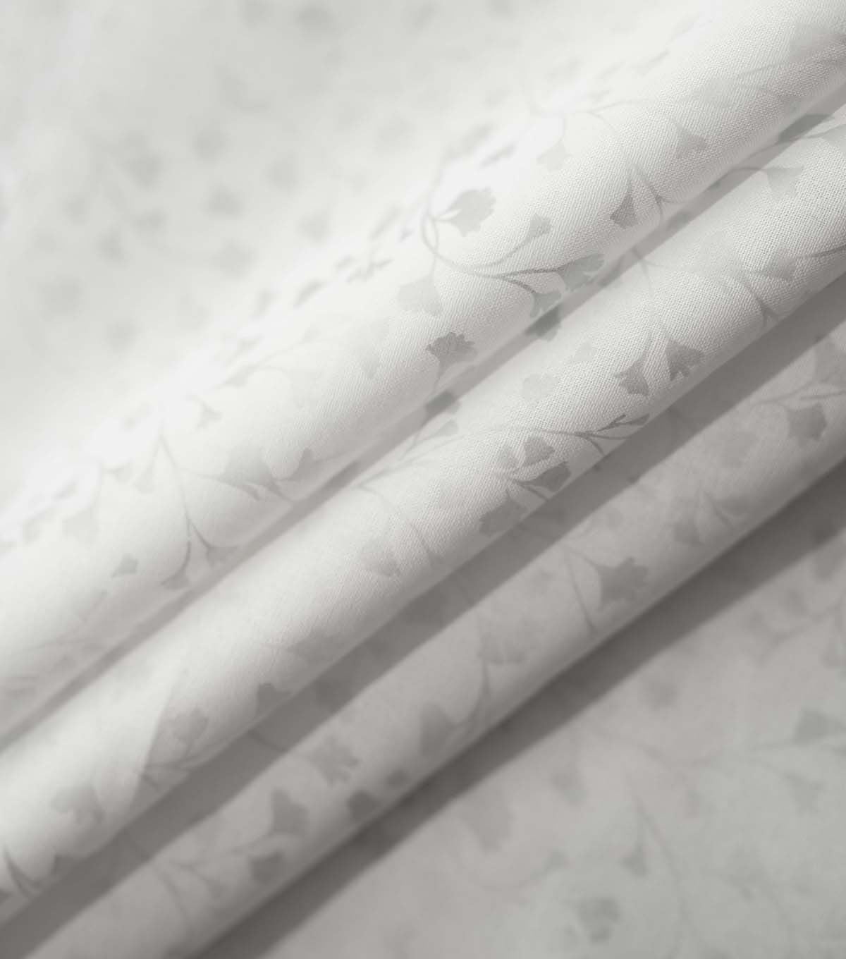 White Vines Marble Quilt Foil Cotton Fabric by Keepsake Calico