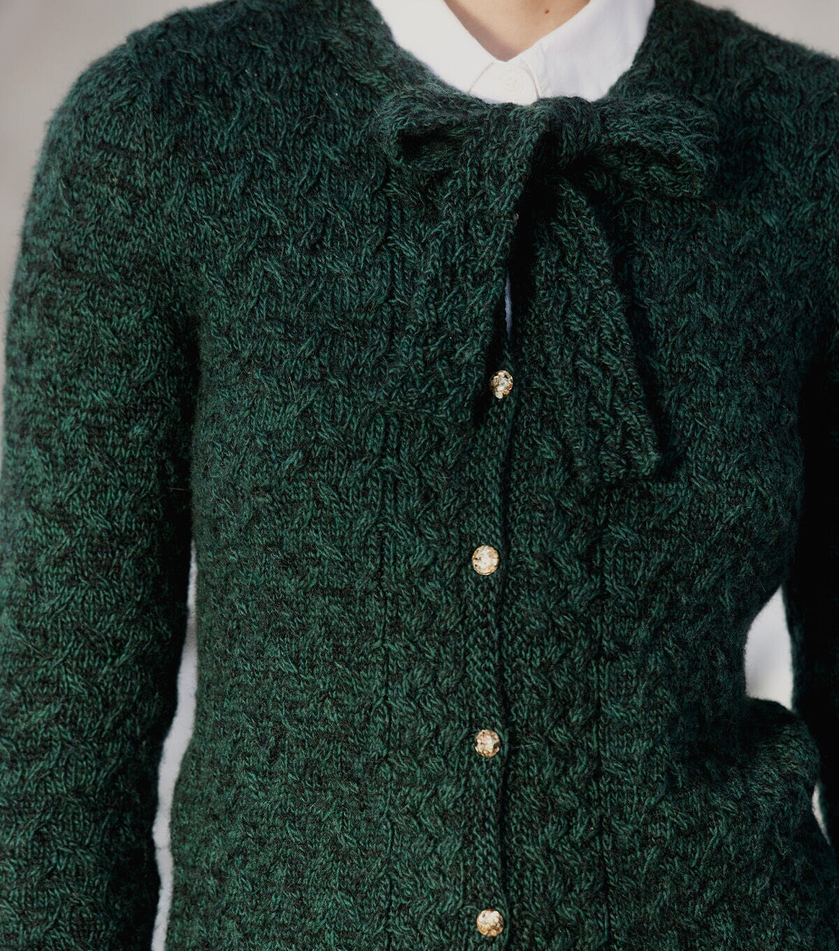 Yarnalia 350yds Superfine Skylark Wool Yarn 2 Bundle