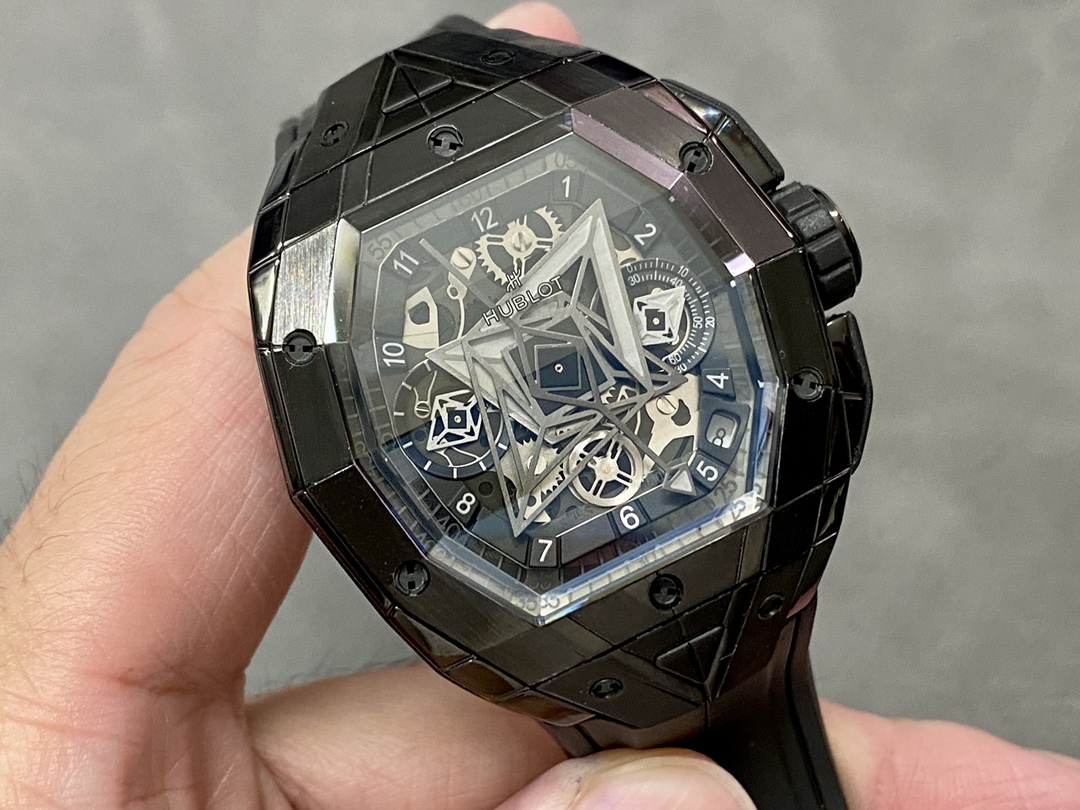 Hublot Spirit Of Big Bang 648.CX.0114.RX.MXM23 Replica Watch