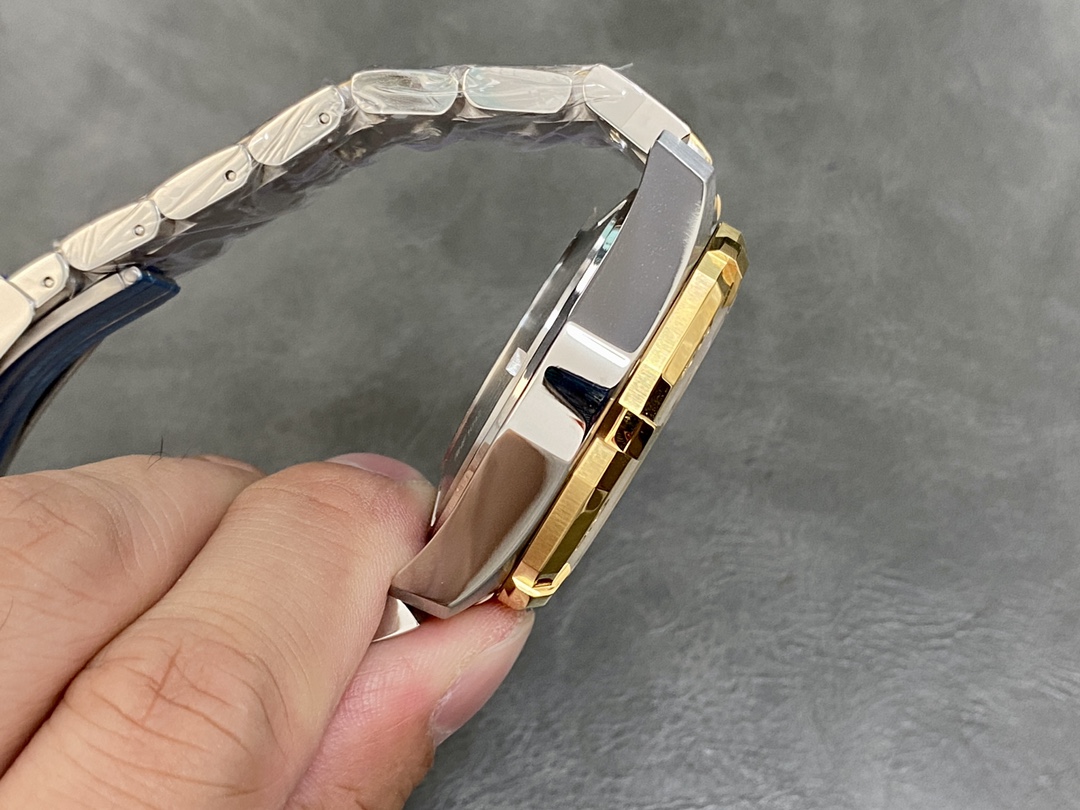 Tag Heuer Aquaracer Chronograph CAY2121.BB0923 43mm Gold/Silver