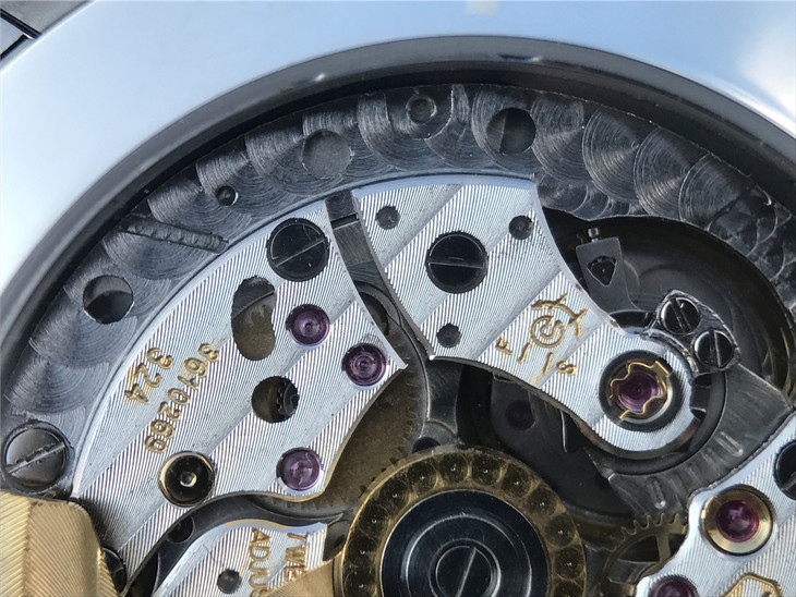 Superclone 1:1 Patek Philippe  5726 Complex function