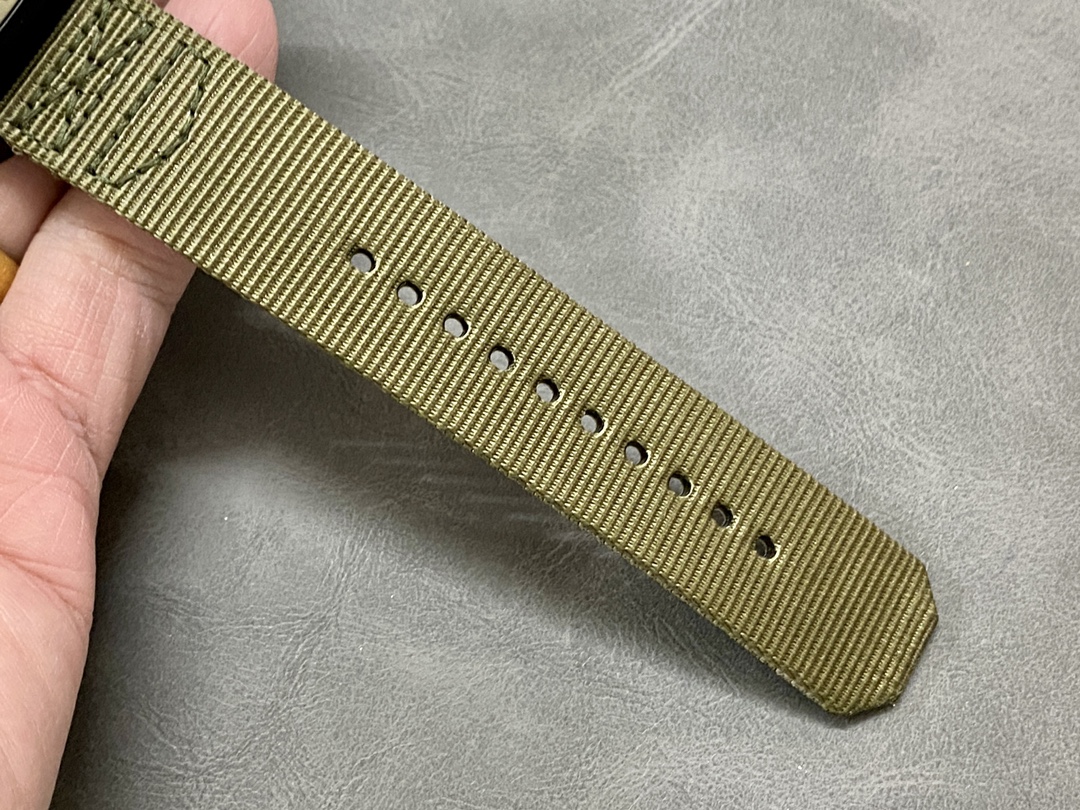 Tag Heuer Aquaracer Khaki Matte Dial Automatic WAY208E.FC8222 43mm