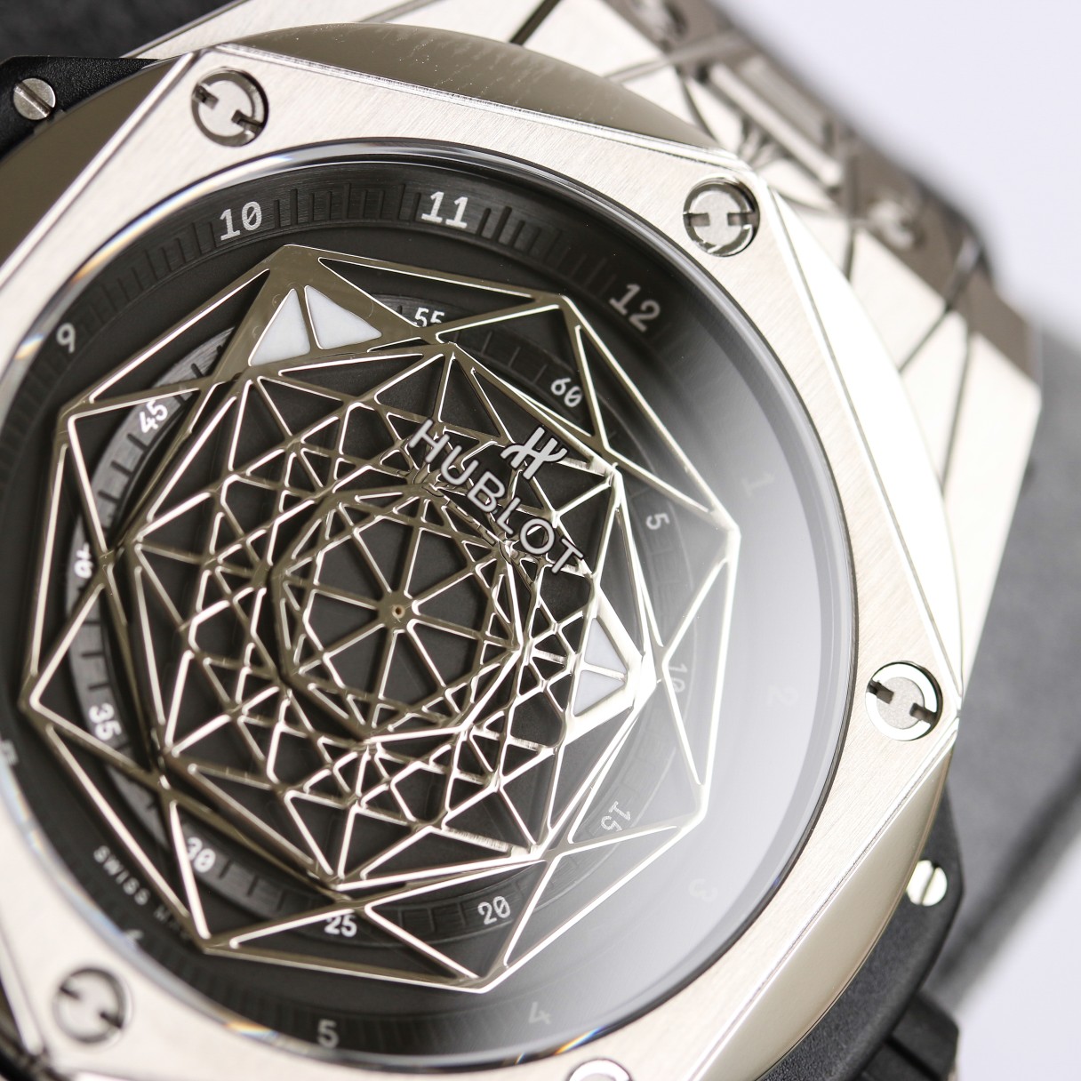 Hublot Big Bang 415.NX.1112.VR.MXM16 44mm