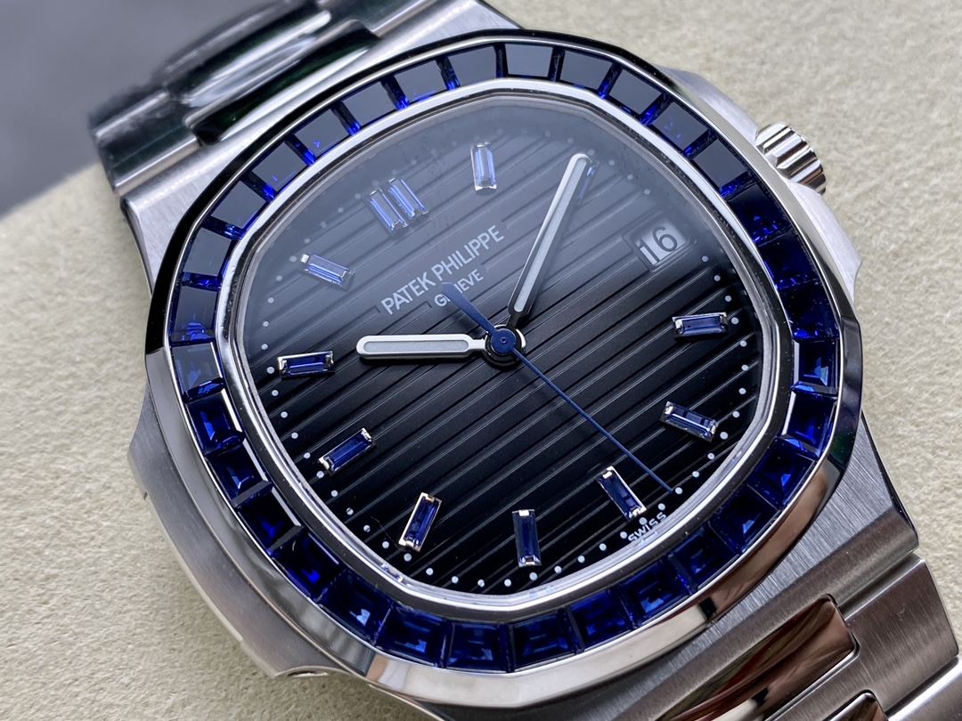 Patek Philippe Nautilus 5711 111P 001 40MM Replica Watch