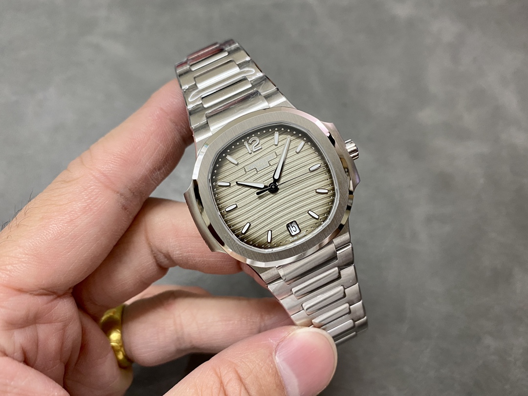 Patek Philippe Ladies Nautilus Blue Dial and Grey Dial 7118 1A 001 35.2mm