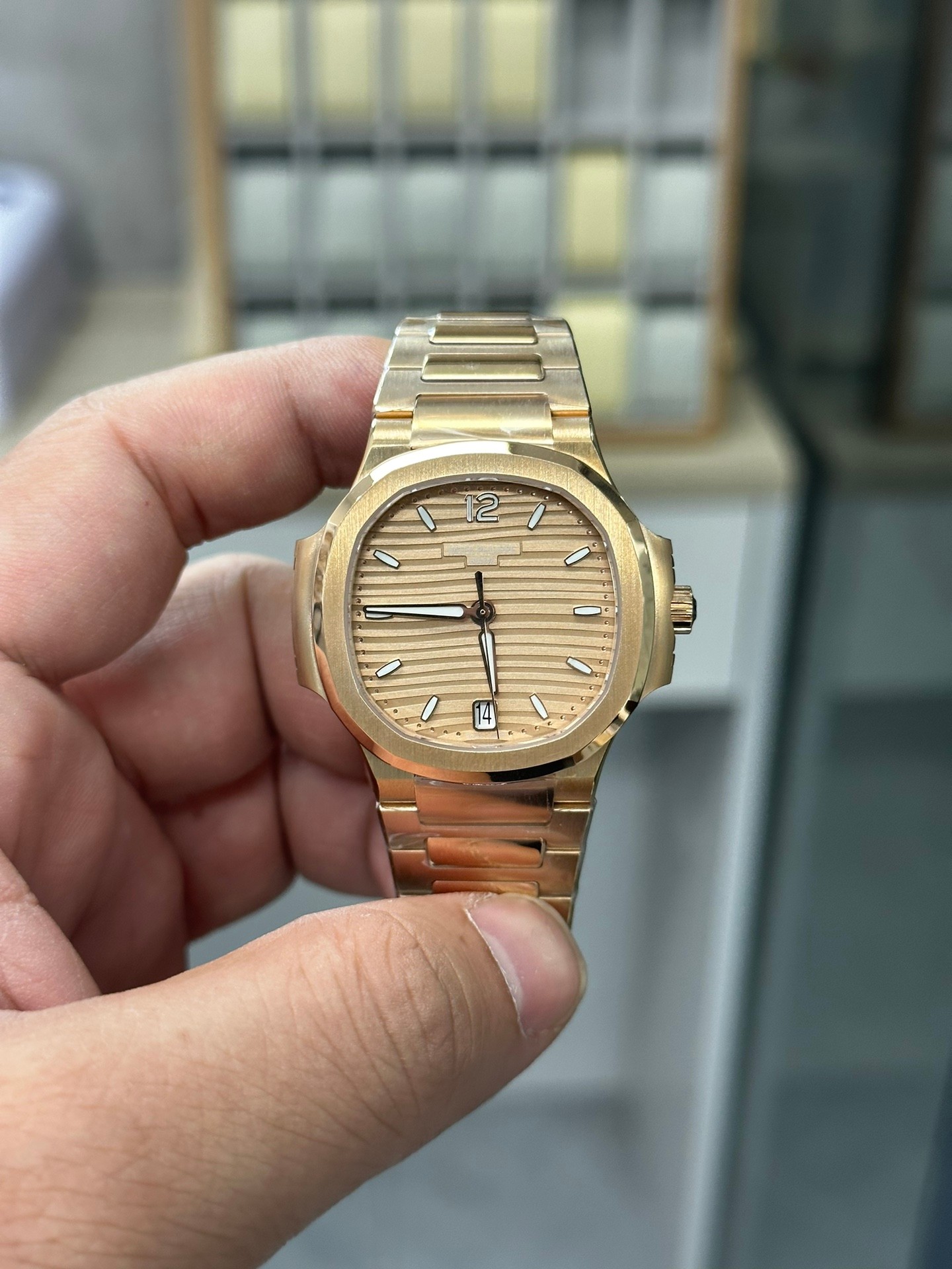 Patek Philippe Nautilus Ladies Rose Gold & Yellow Gold Silver Dial 7118 1R 001 35.2mm
