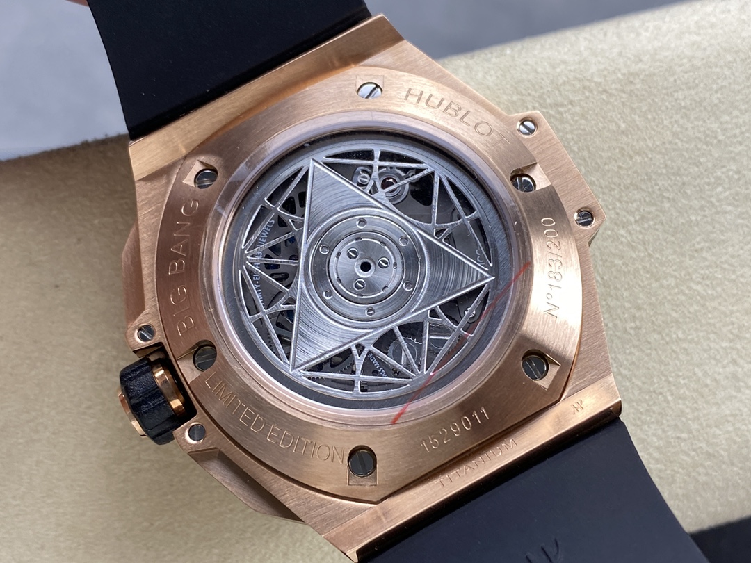 Hublot Big Bang 418.OX.1108.RX.1604.MXM20 45 mm Mens