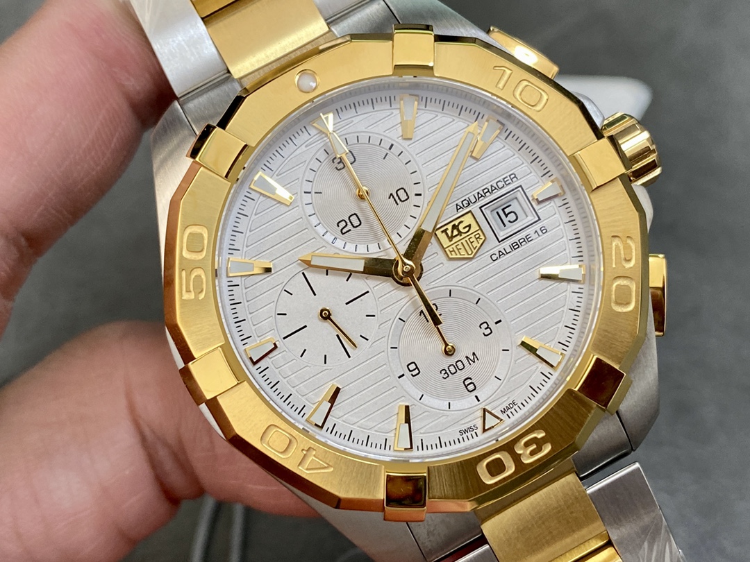 Tag Heuer Aquaracer Chronograph CAY2121.BB0923 43mm Gold/Silver