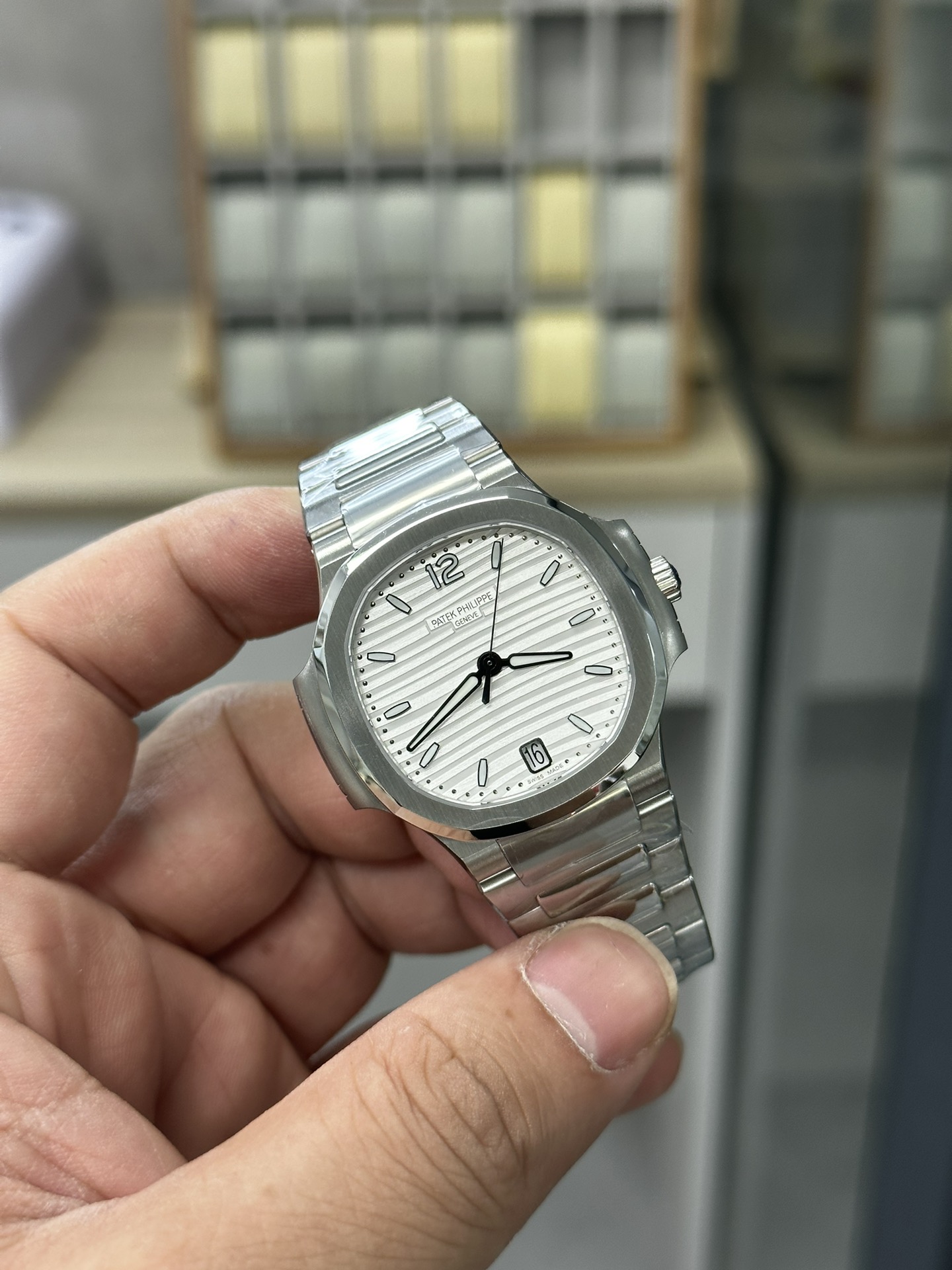 Patek Philippe Ladies Nautilus Stainless Steel 7118 1A 010