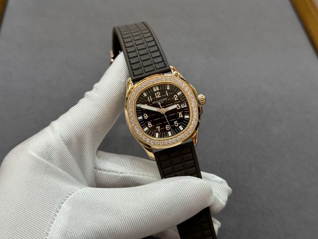 Replica Patek Philippe Aquanaut 5068R 001 Watch For Sale