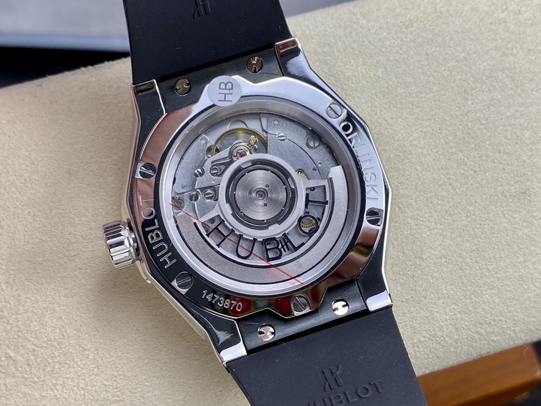Hublot Classic Fusion 550.NS.1800.RX.1604.ORL19 40mm