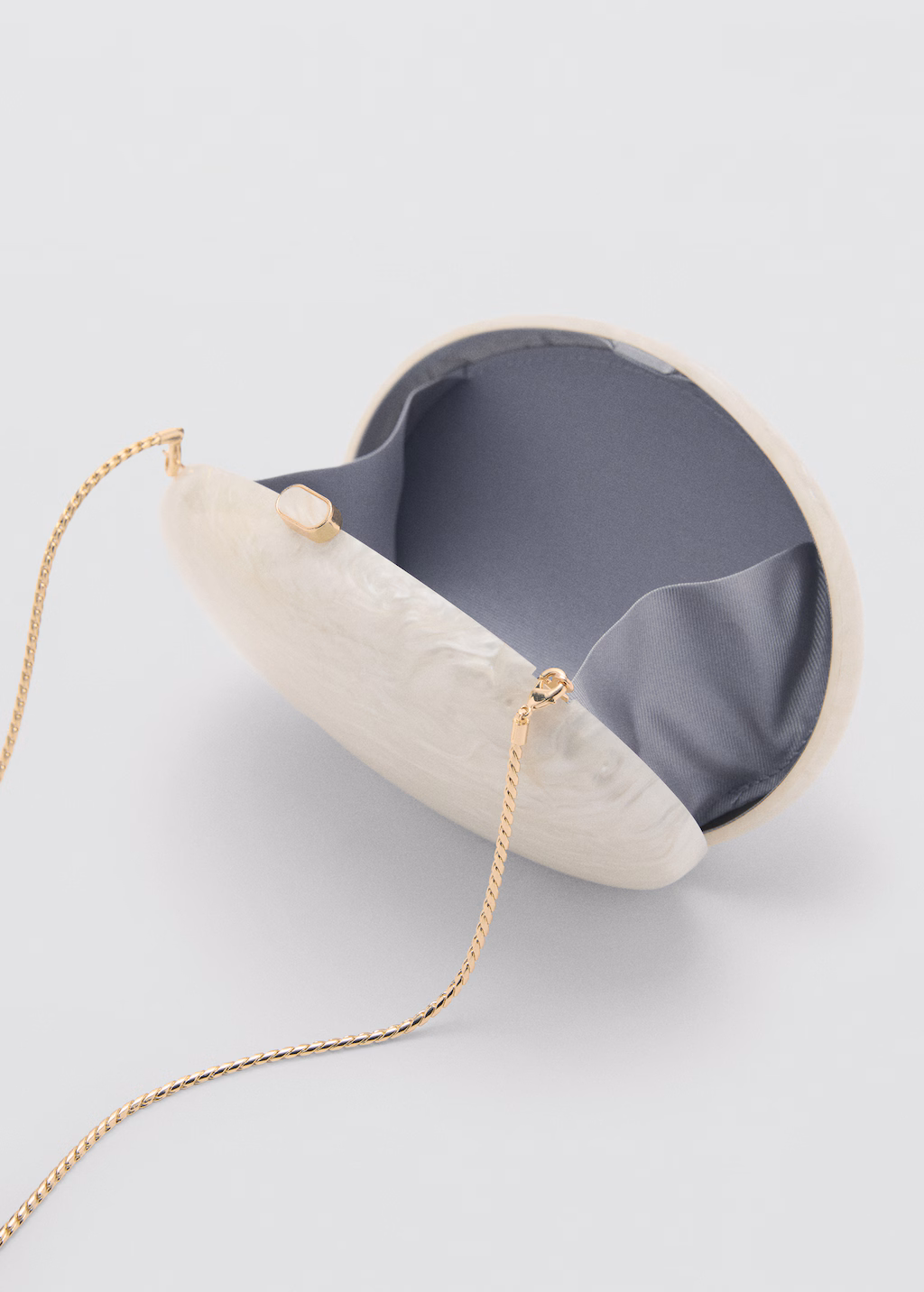 Oval clutch bag - Ivory White