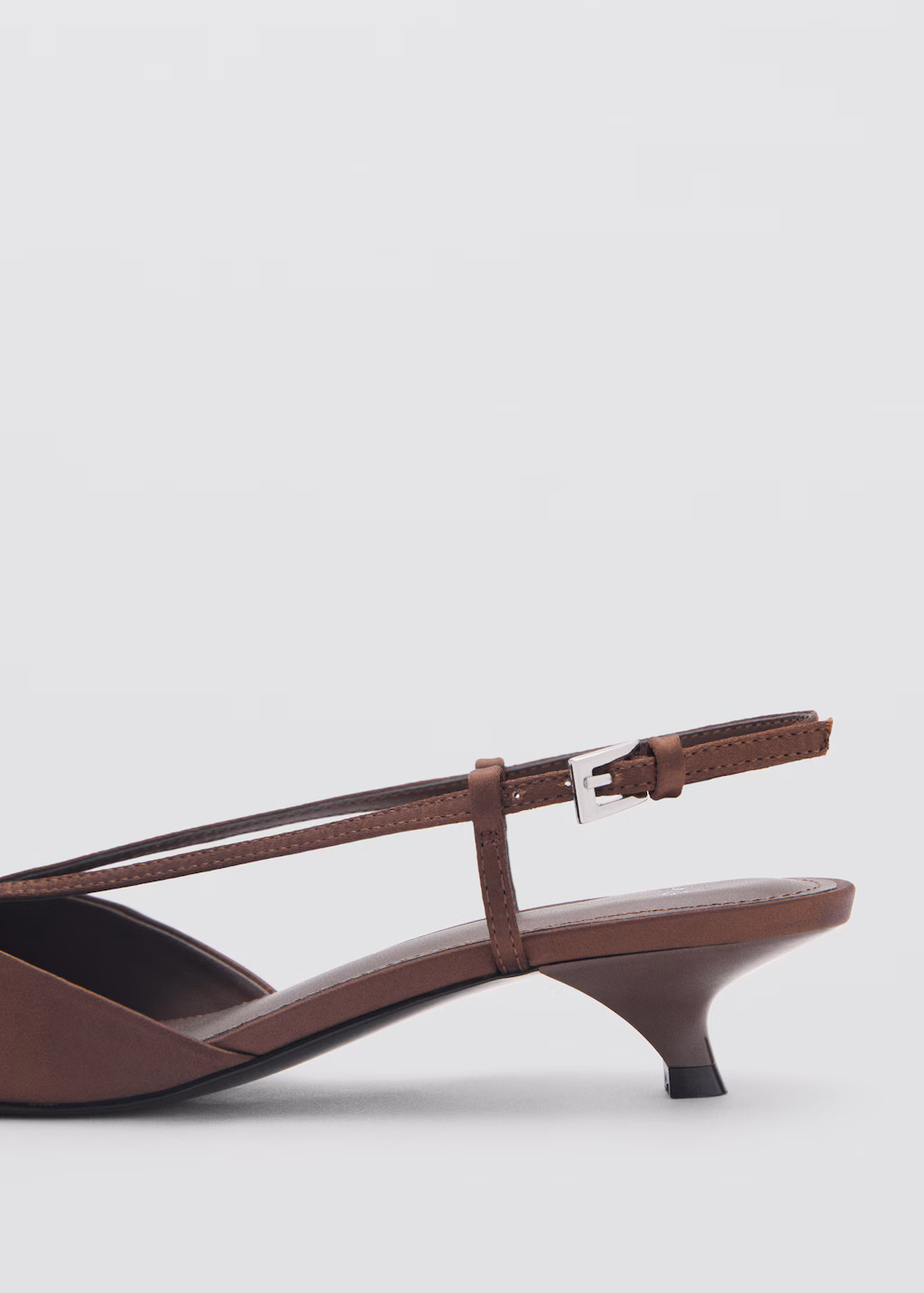 Satin kitten-heel shoes with straps - Chocolate