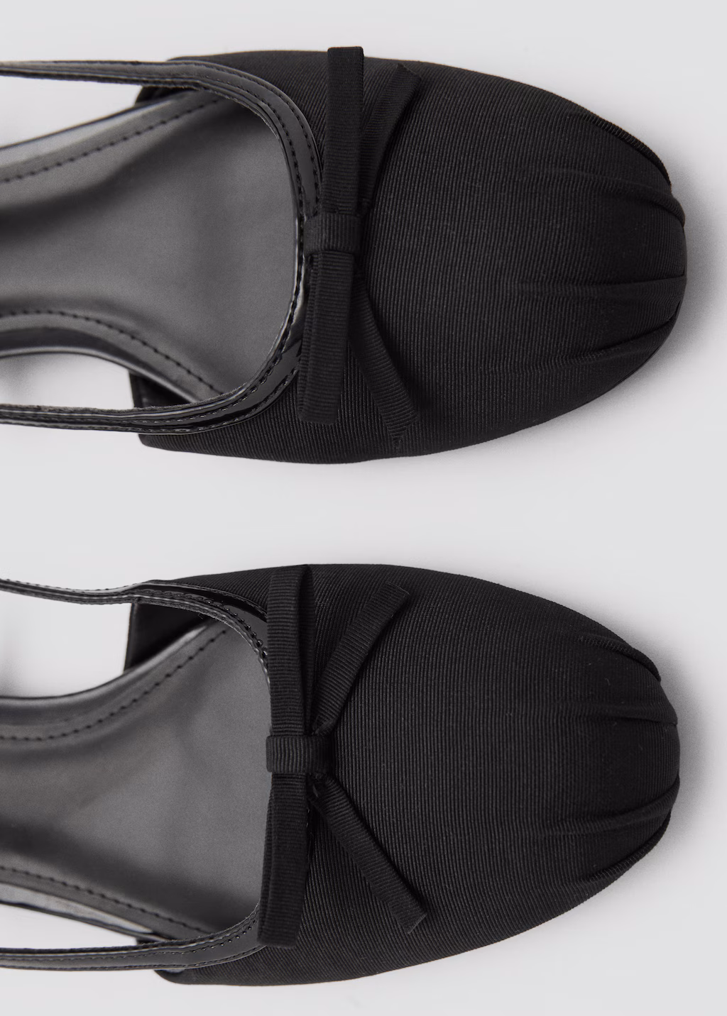 Ballet flats with decorative bow tie - Nude