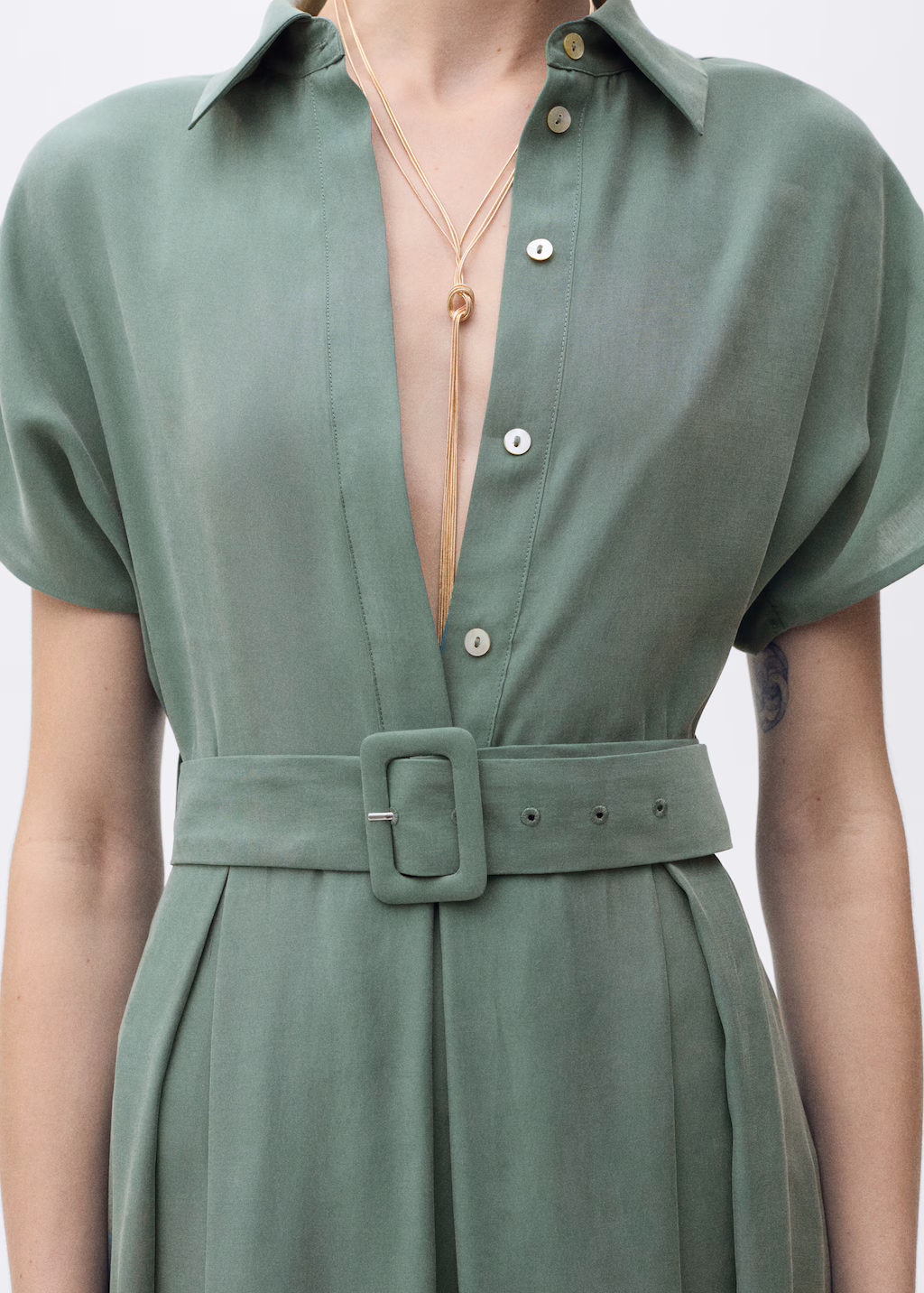 Flared midi-dress with belt - Red