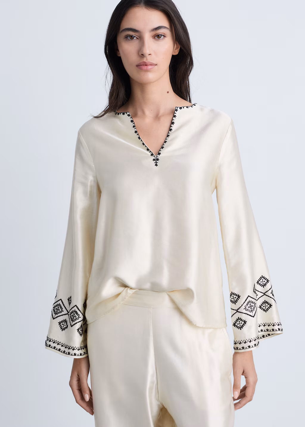 Wideleg trousers with embroidered hem - Ecru