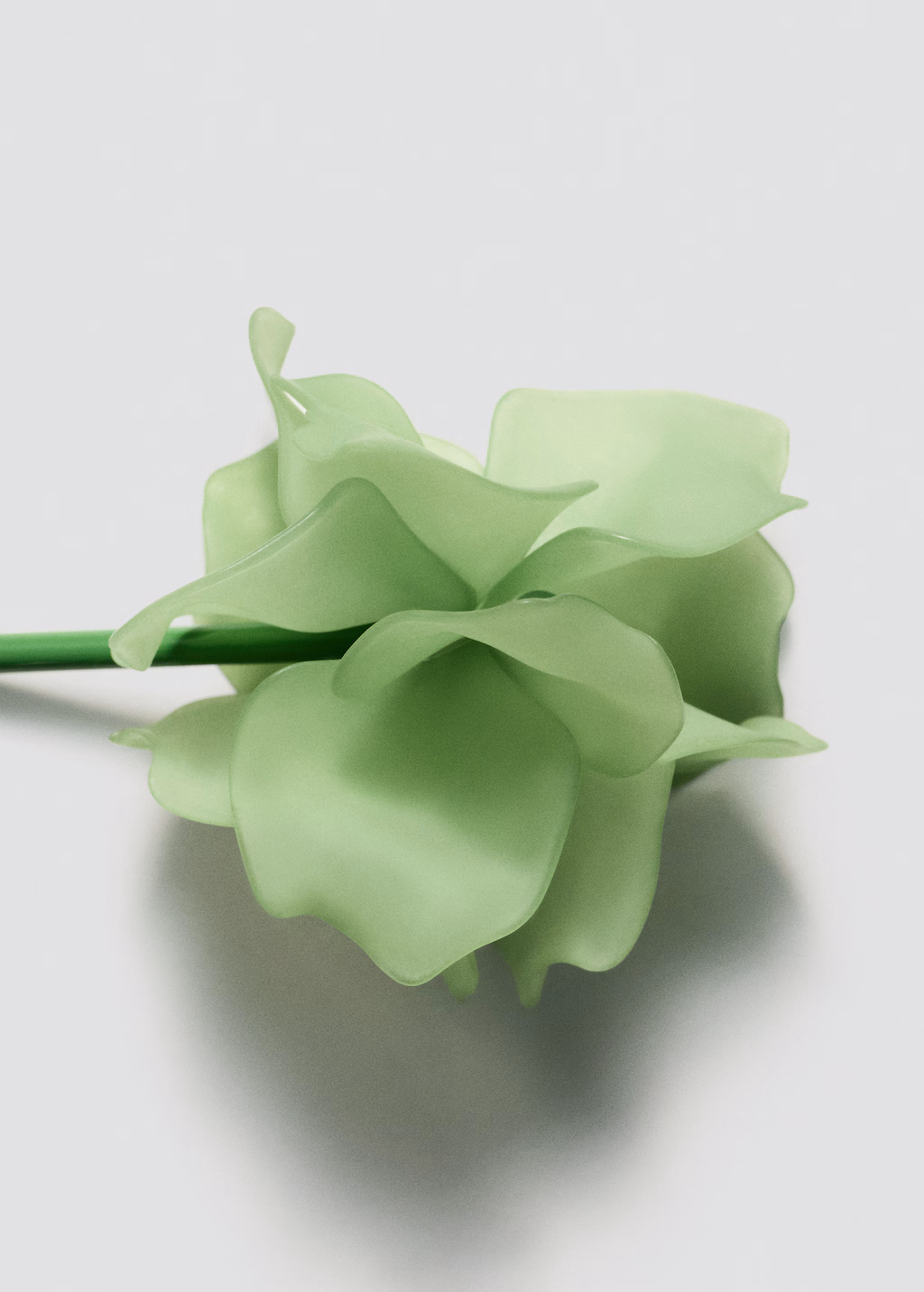 Hanging floral earrings - Pastel Green