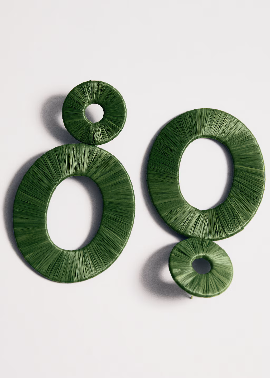 Natural fibre circular-design earrings - Red