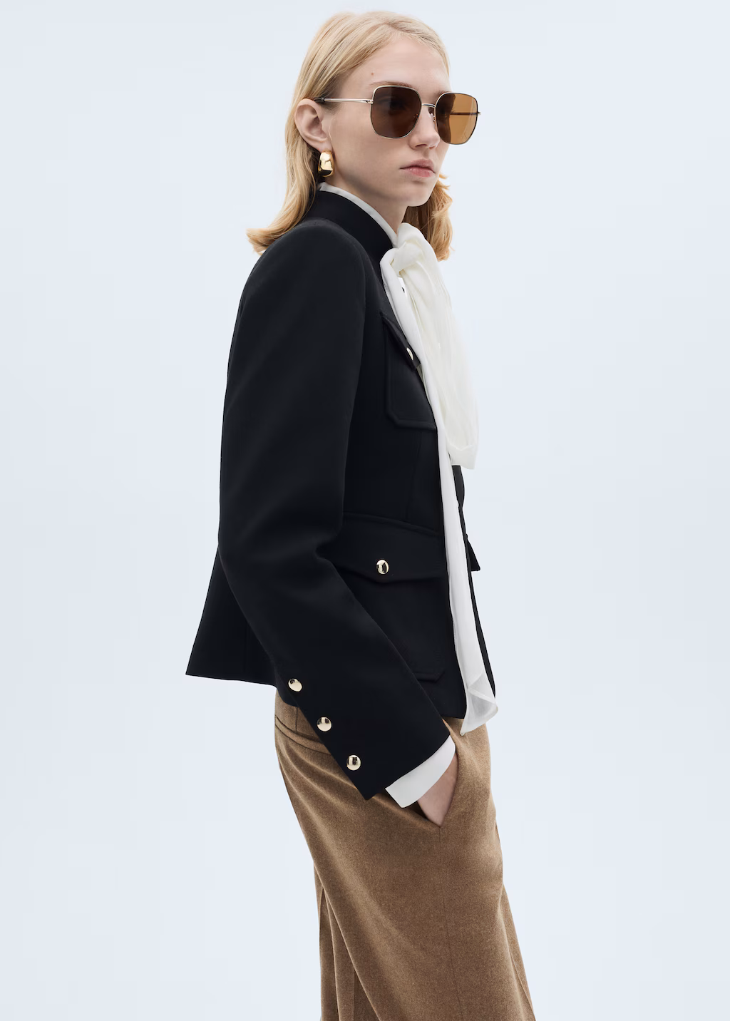 Jacket pockets with button detail - Black