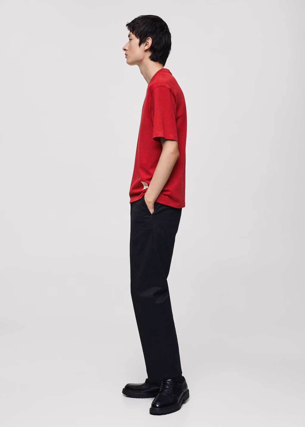 100% cotton t-shirt with printed text - Red