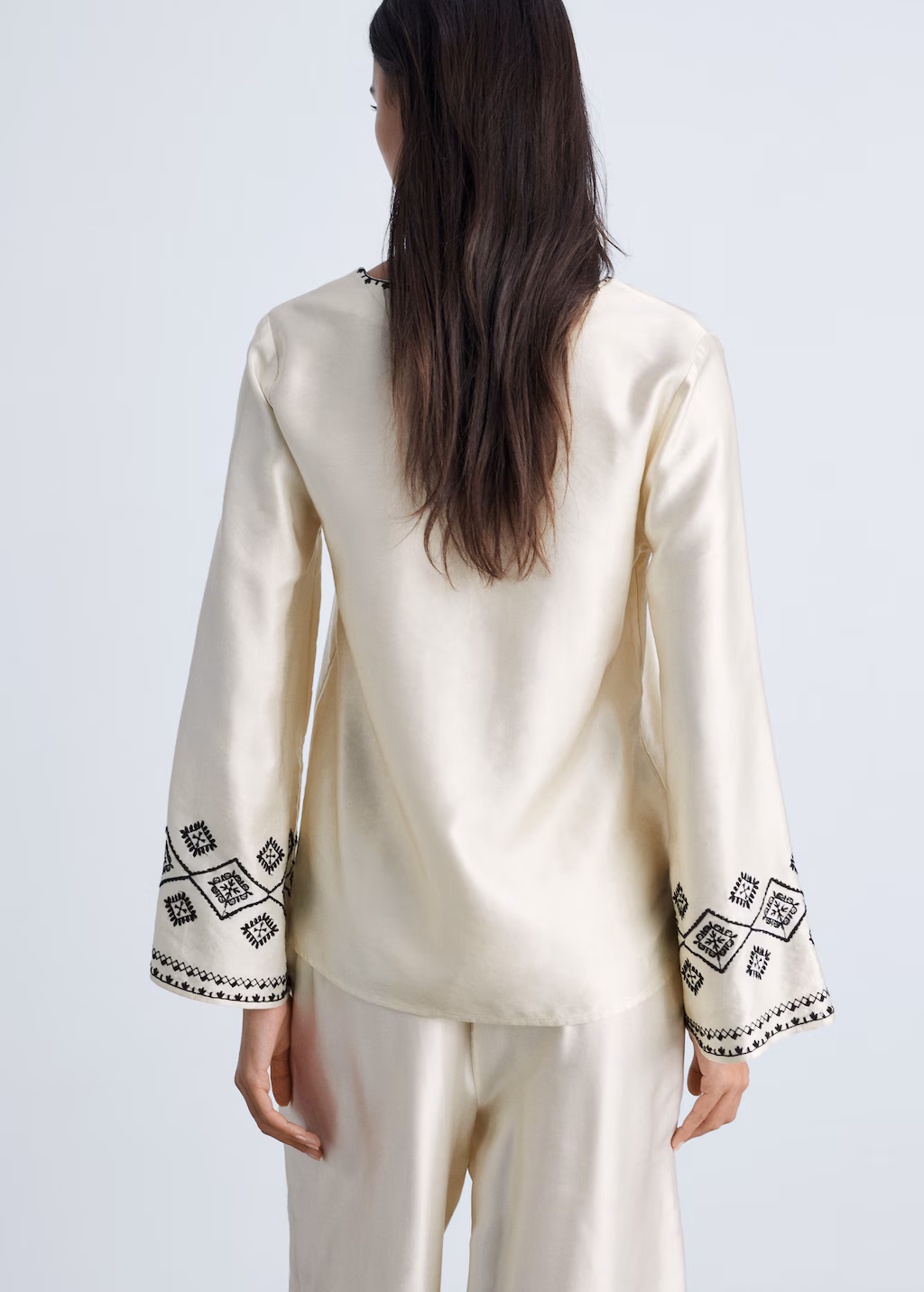 Embroidered satin blouse - Ecru