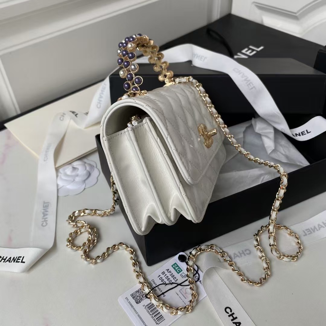 Replicate Chanel 24P AP3803 Shiny Crinkled Lambskin Chain Clutch Pearl Handle White(1:1 replica)