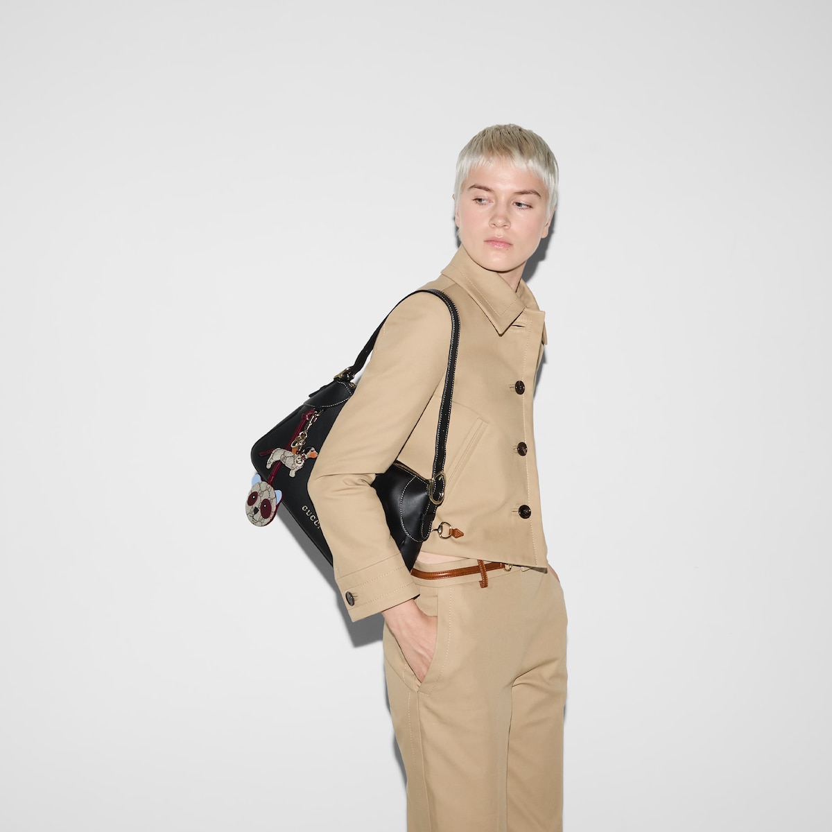 Replicate GG Emblem Medium Shoulder Bag(1:1 replica)