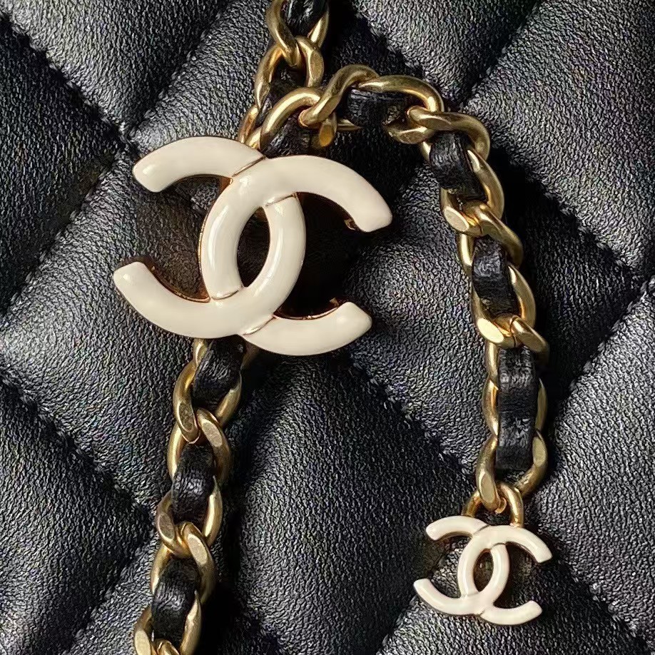 Replicate Chanel AS4967 Small Flap Bag Shiny Lambskin Enamel   Gold Metal Black(1:1 replica)