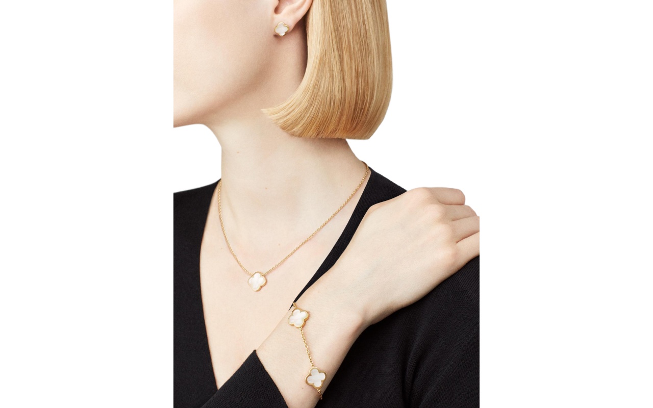 Replicate Pure Alhambra pendant(1:1 replica)