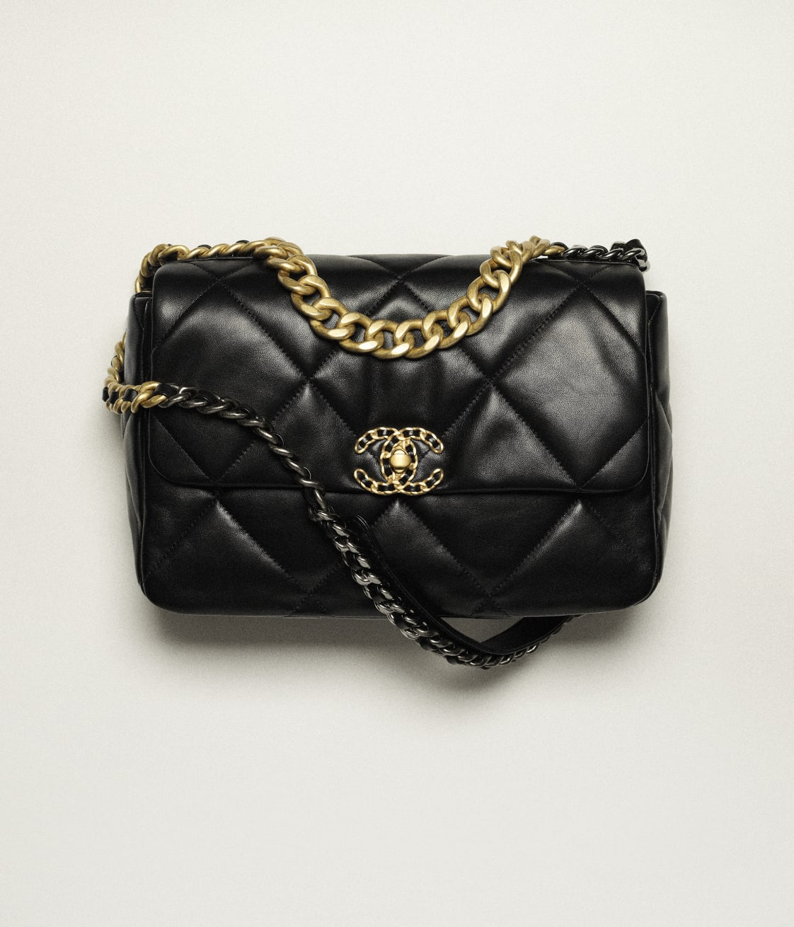 Replicate CHANEL 19 LARGE HANDBAG(1:1 replica)