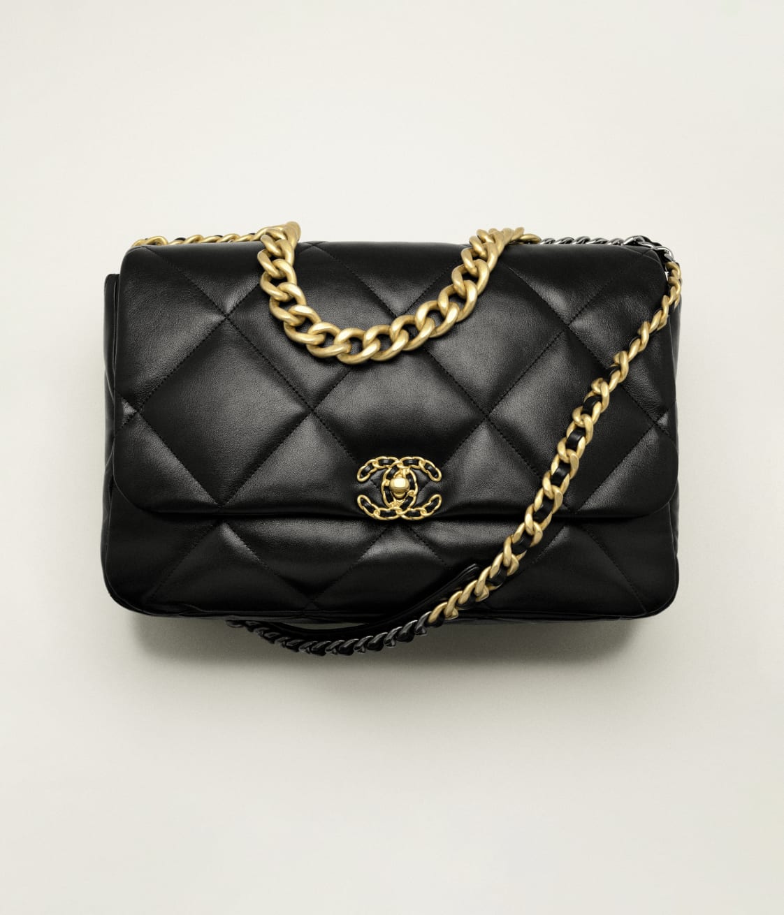 Replicate CHANEL 19 MAXI HANDBAG(1:1 replica)