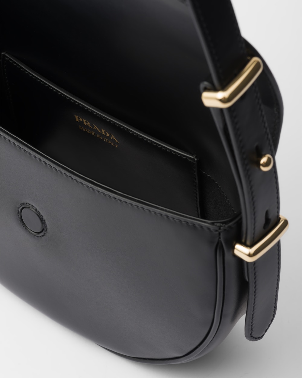 Replicate Prada Arqué Leather Shoulder Bag With Flap(1:1 replica)