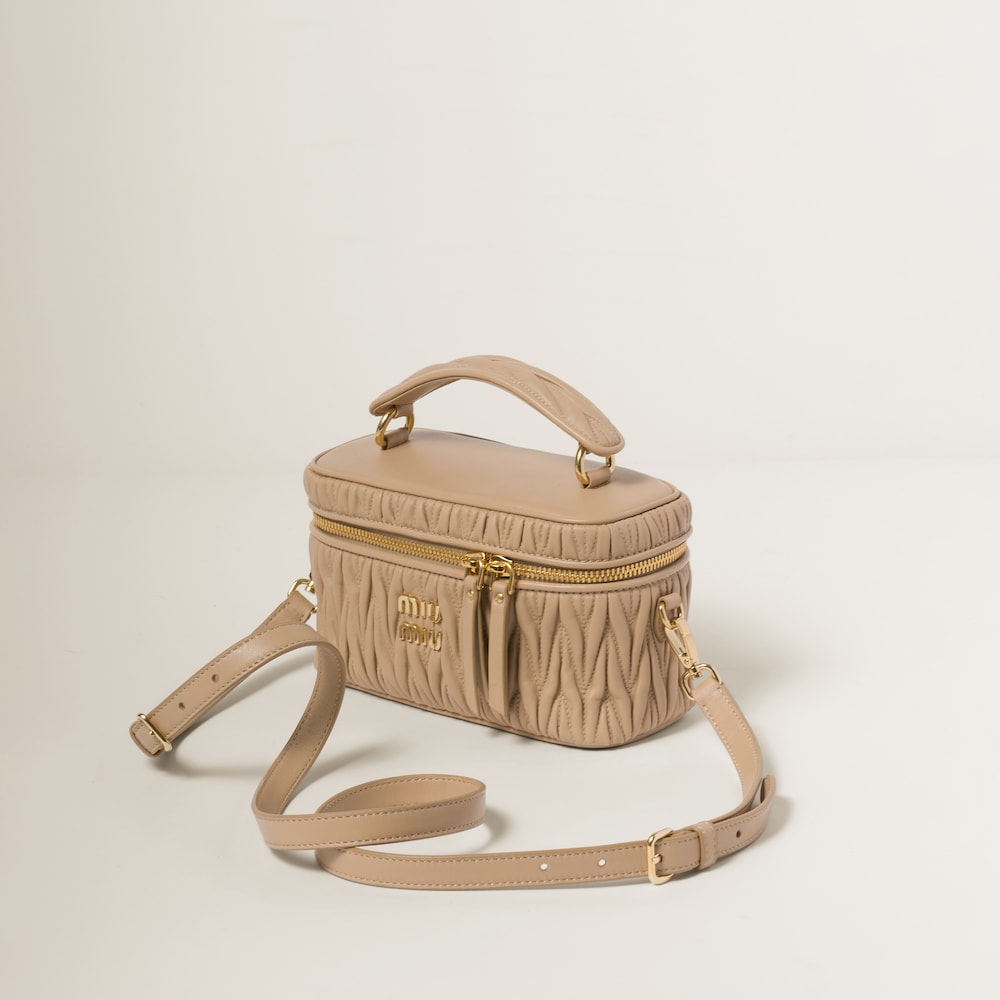 Replicate Matelassé nappa leather shoulder bag(1:1 replica)