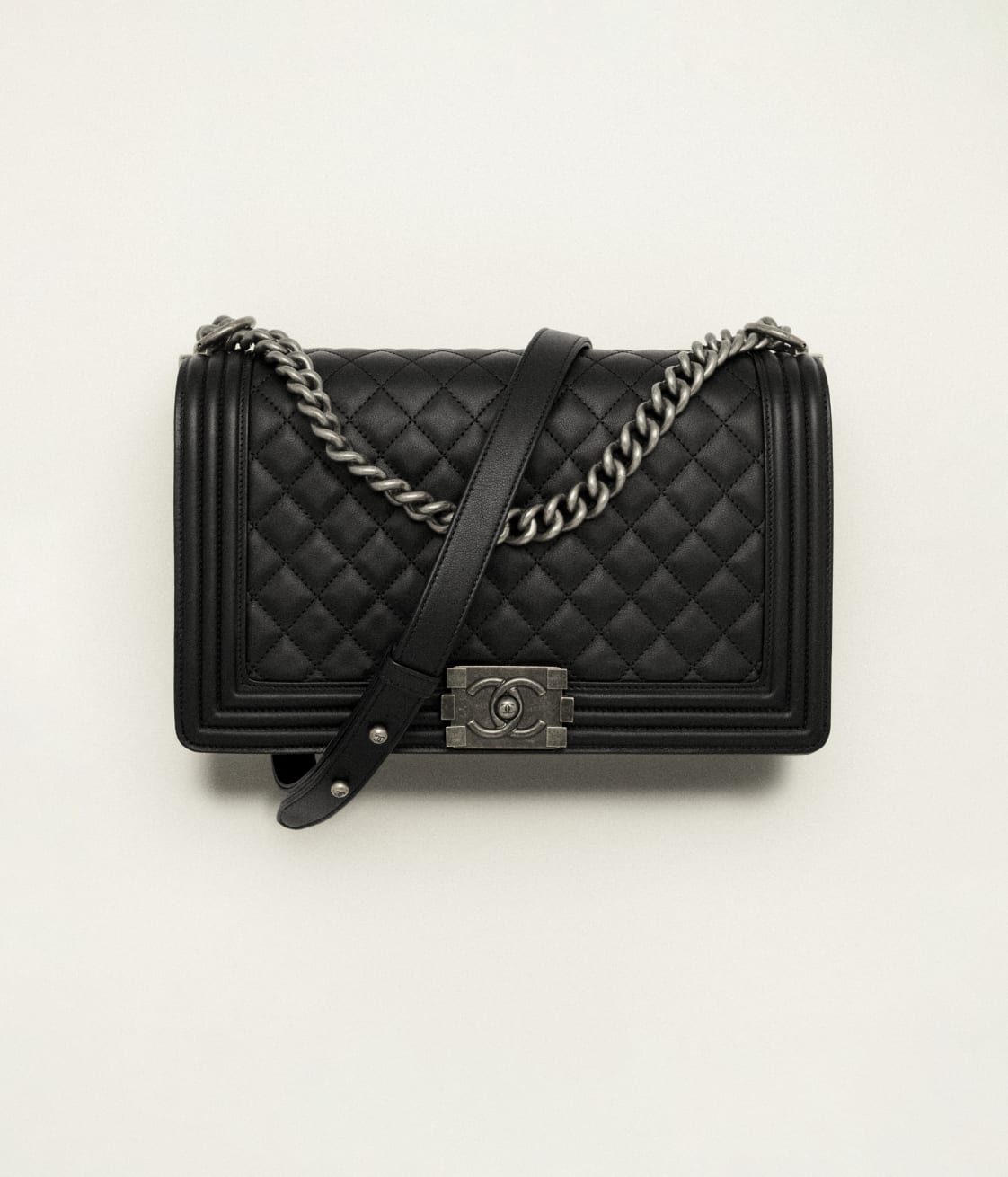 Replicate CHANEL LARGE BOY CHANEL HANDBAG(1:1 replica)