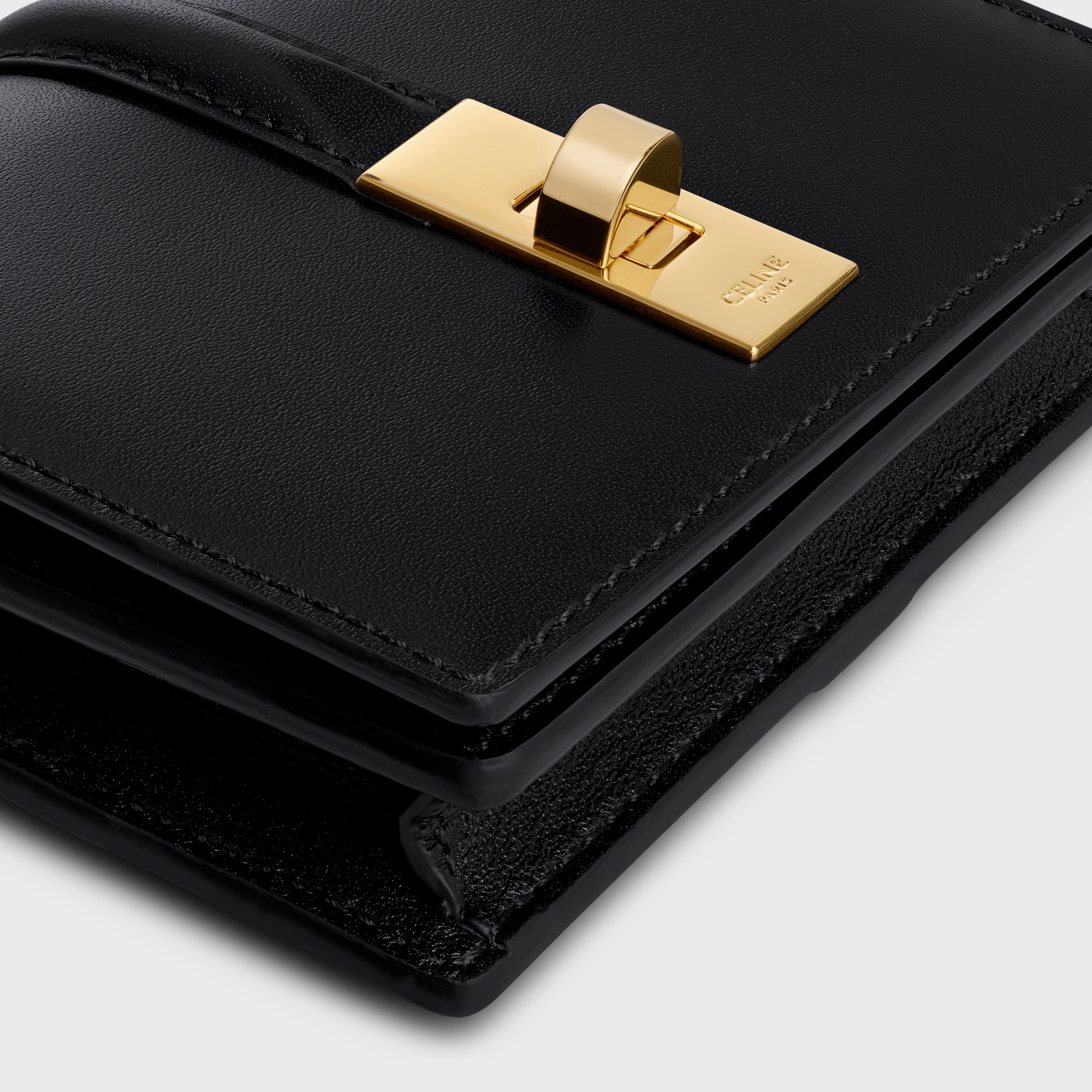 Replicate CARD HOLDER WITH FLAP 16 IN SATINATED CALFSKIN BLACK(1:1 replica)