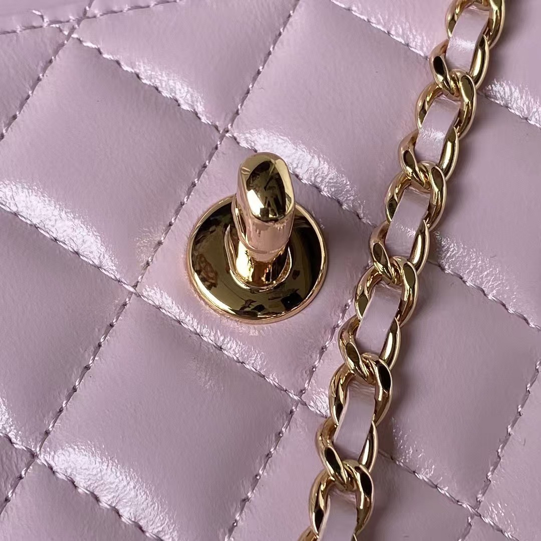 Replicate Chanel 24P AP3803 Shiny Crinkled Lambskin Chain Clutch Pearl Handle Purple(1:1 replica)