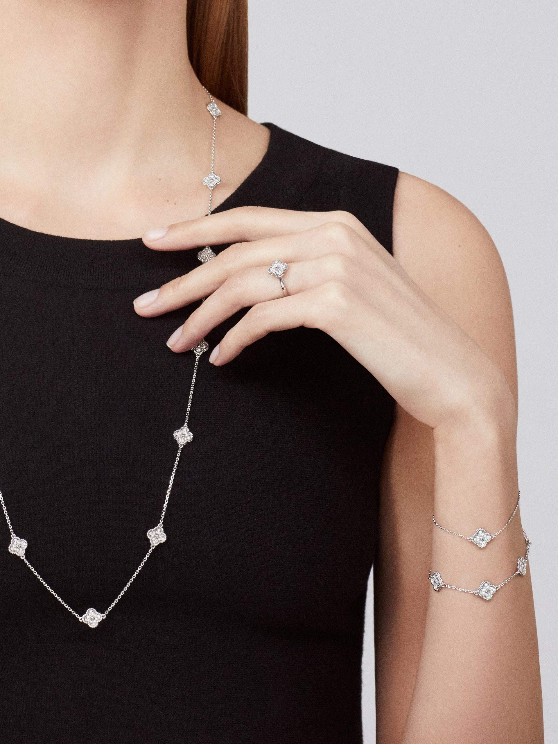 Replicate Sweet Alhambra long necklace, 16 motifs(1:1 replica)