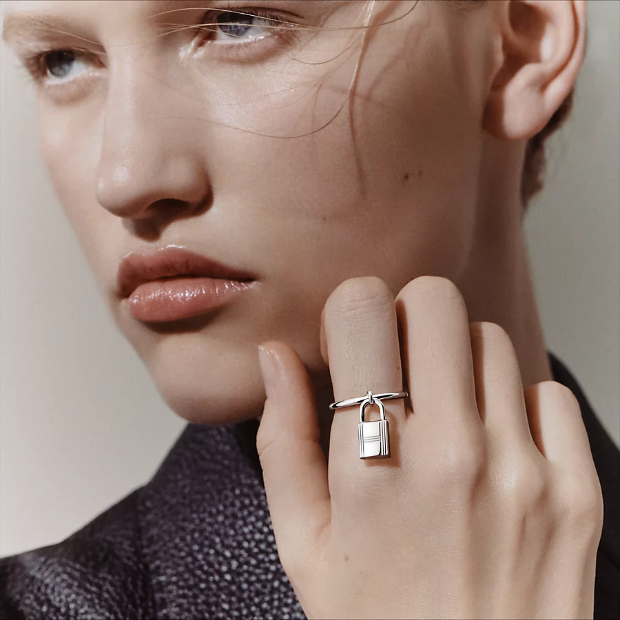 Replicate Kelly Cadenas ring(1:1 replica)