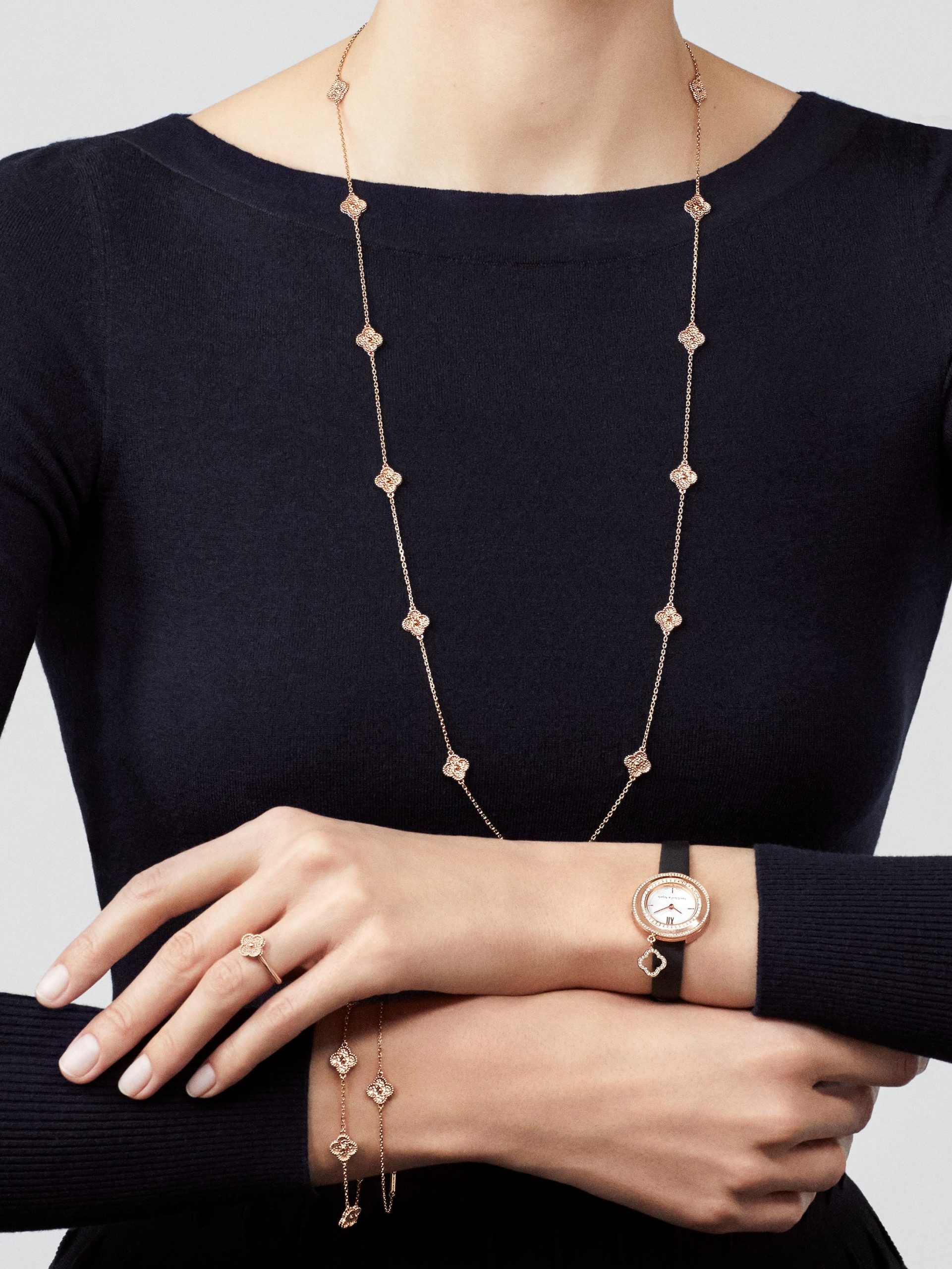 Replicate Sweet Alhambra long necklace, 16 motifs(1:1 replica)