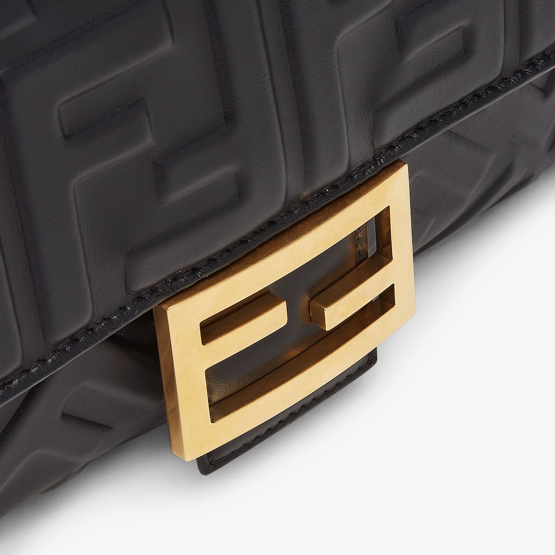 Replicate Baguette Medium New(1:1 replica)