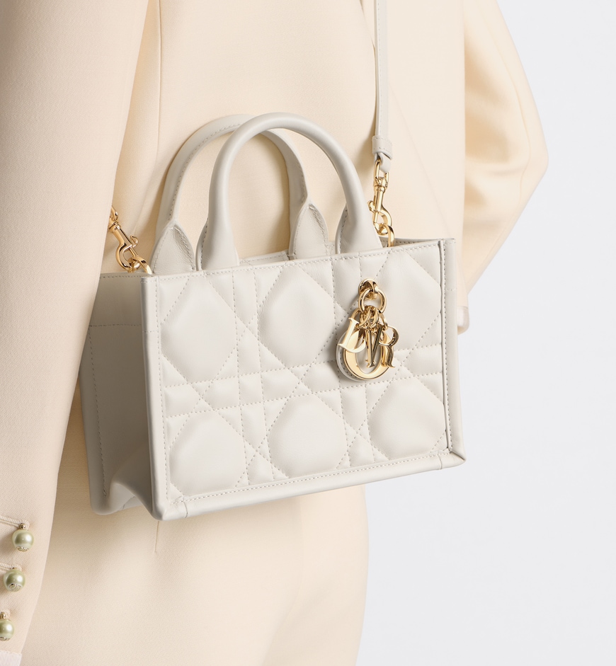 Replicate Dior Mini Dior Book Tote(1:1 replica)